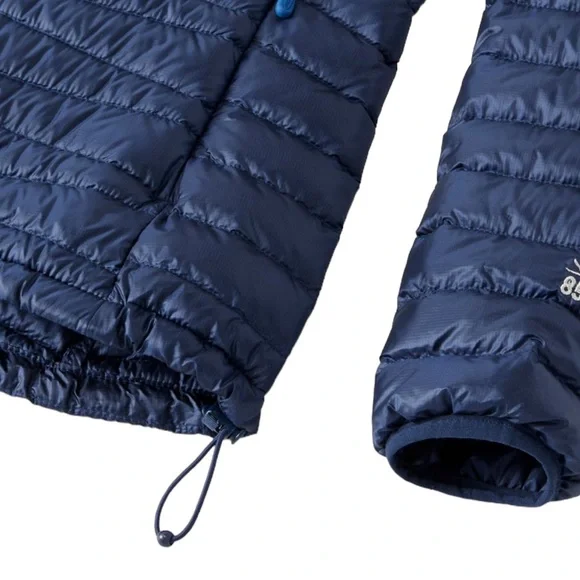 L.L. Bean Women's Ultralight 850 Down Packable Hooded Jacket Navy Size S NWT - Picture 5 of 16